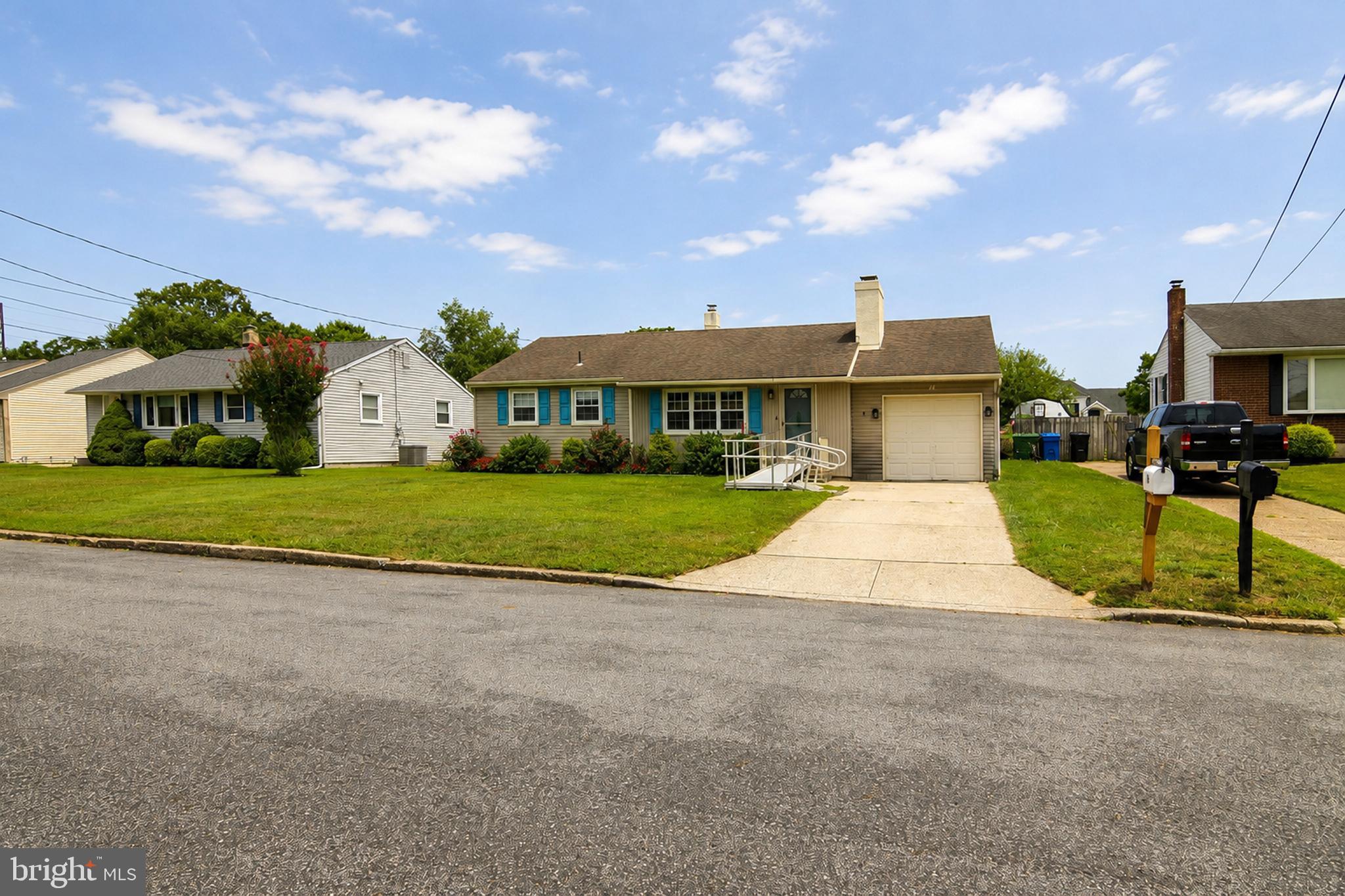 14 GRENLYNNE DRIVE