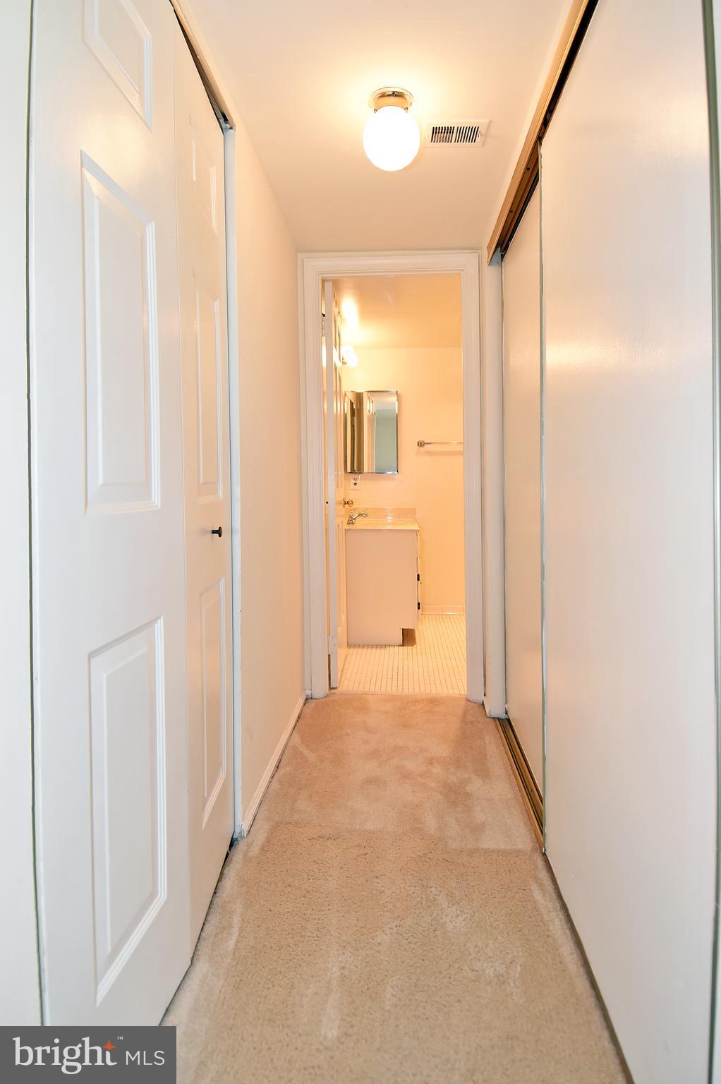 THE COLONIES - Residential Lease