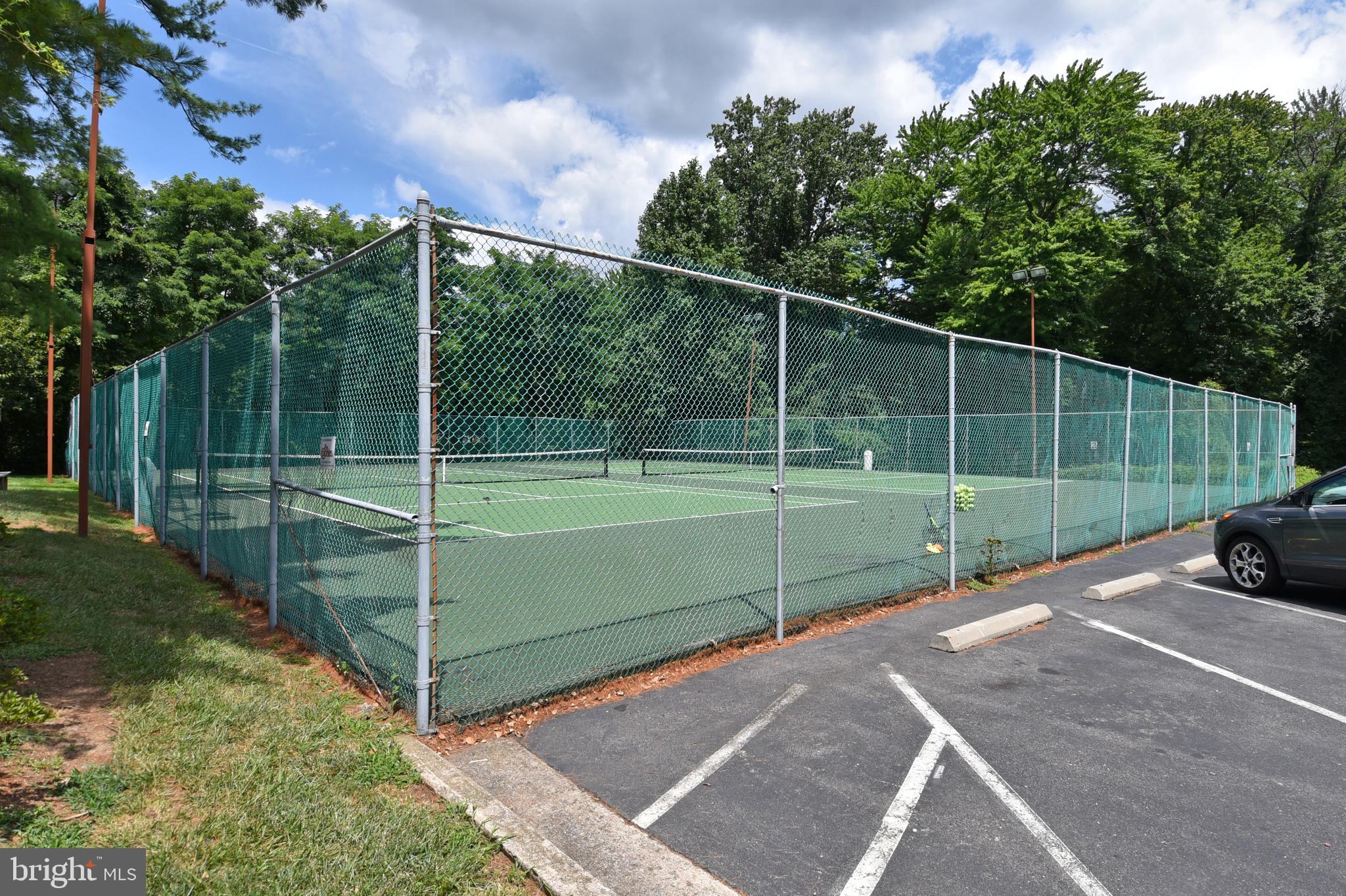 THE COLONIES - Residential Lease