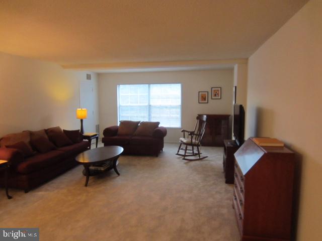 THE COLONIES - Residential Lease