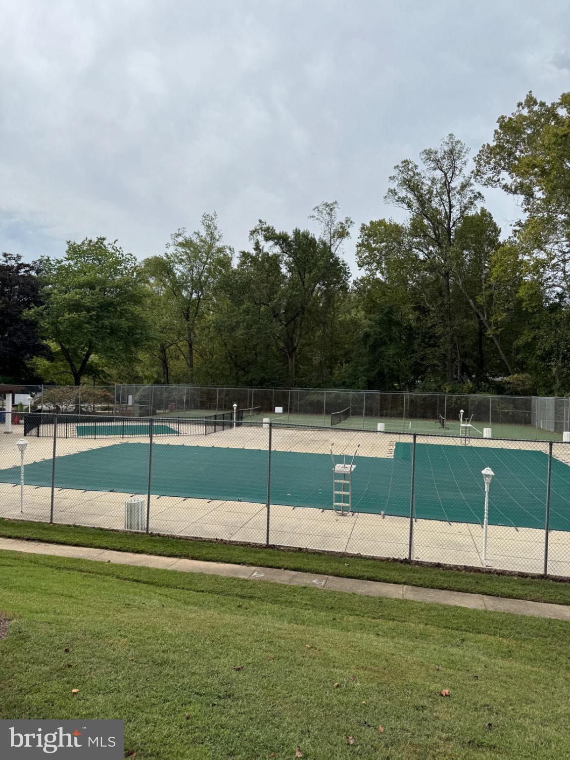 PARKSIDE CONDOMINIUMS - Residential