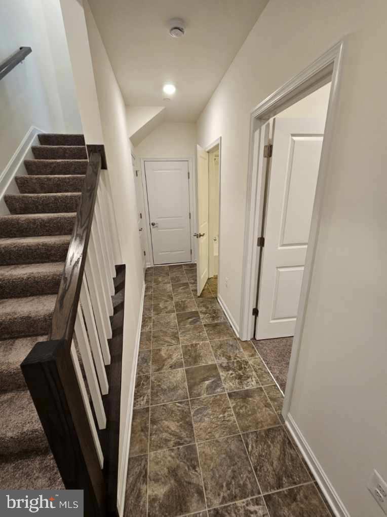 CEDAR POINTE - Residential