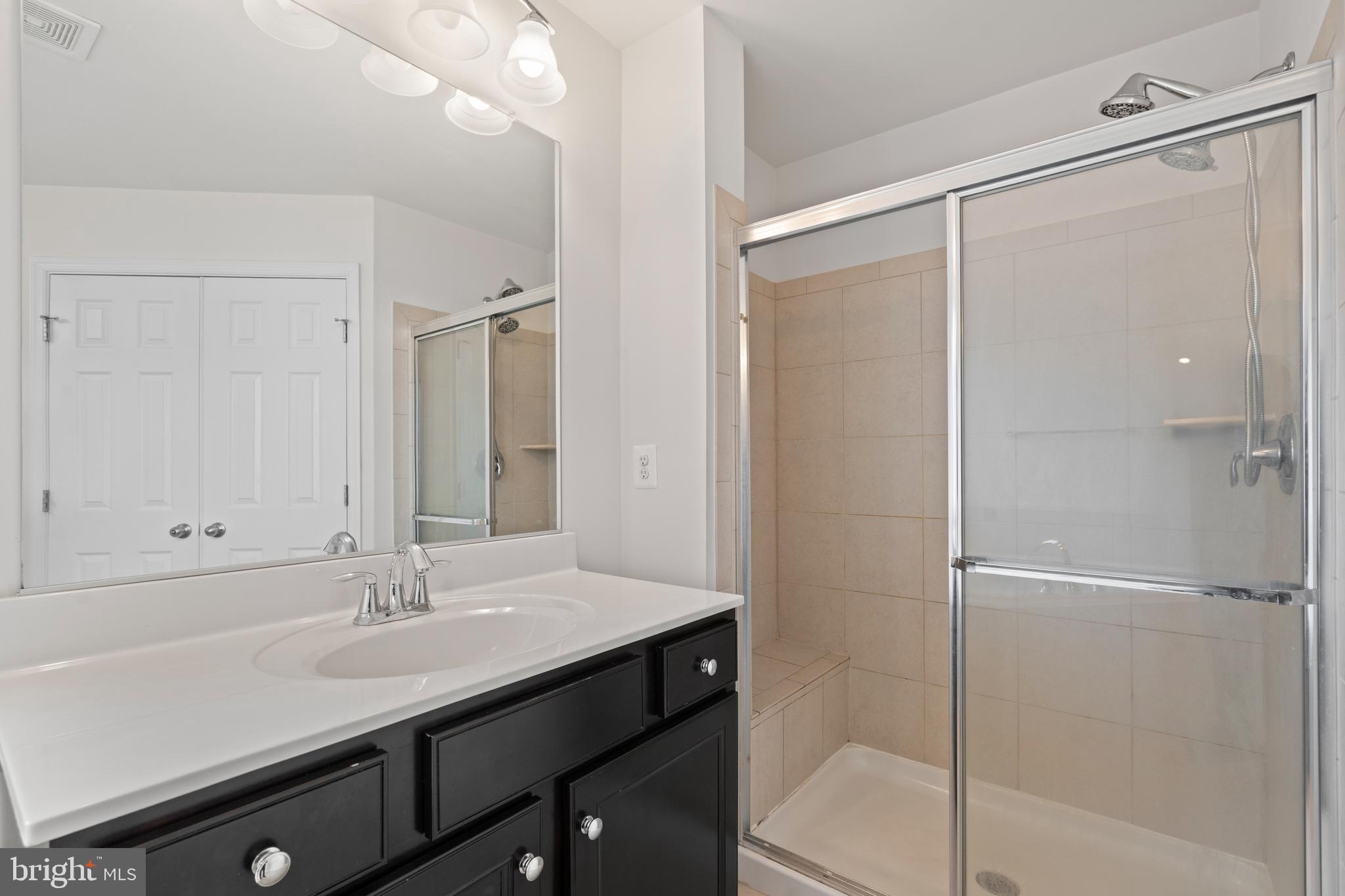 EAGLES POINTE - Residential