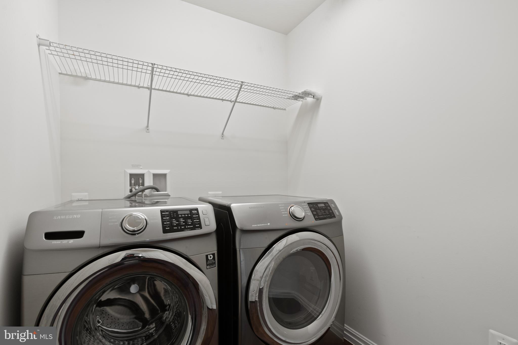 EAGLES POINTE - Residential