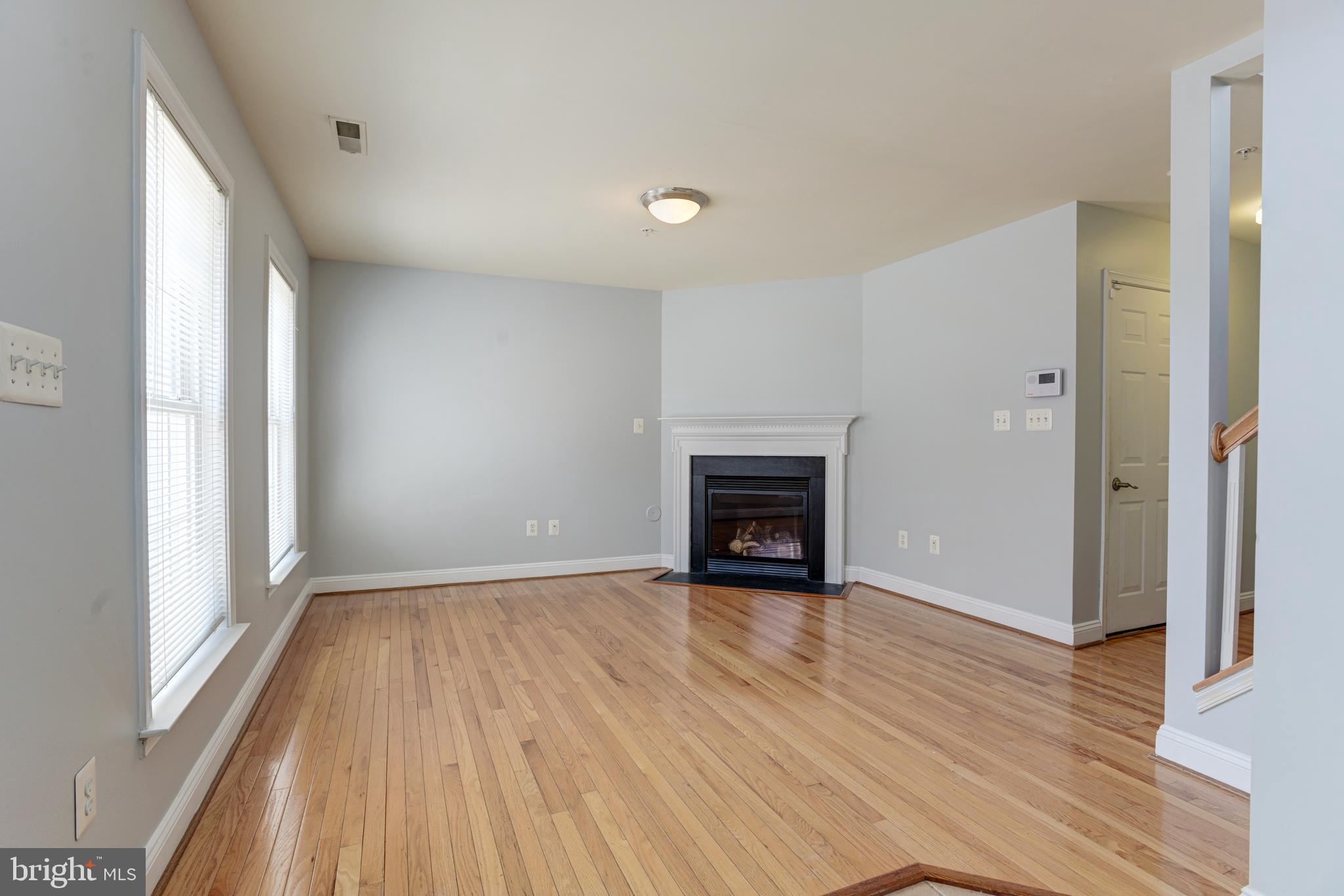 CAMDEN CROSSING - Residential