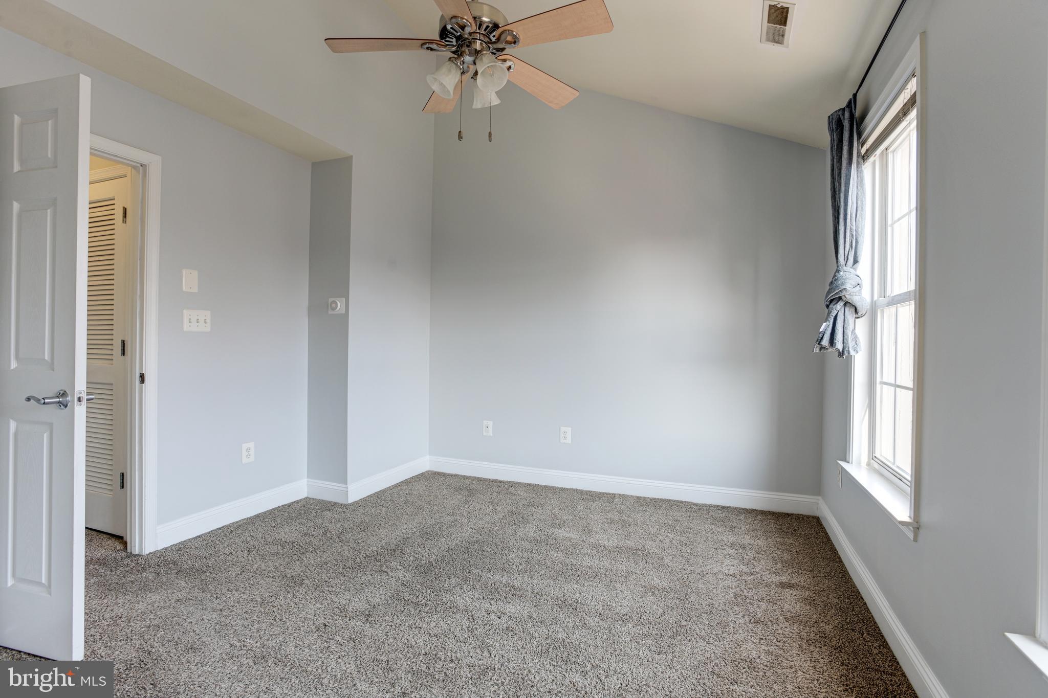 CAMDEN CROSSING - Residential