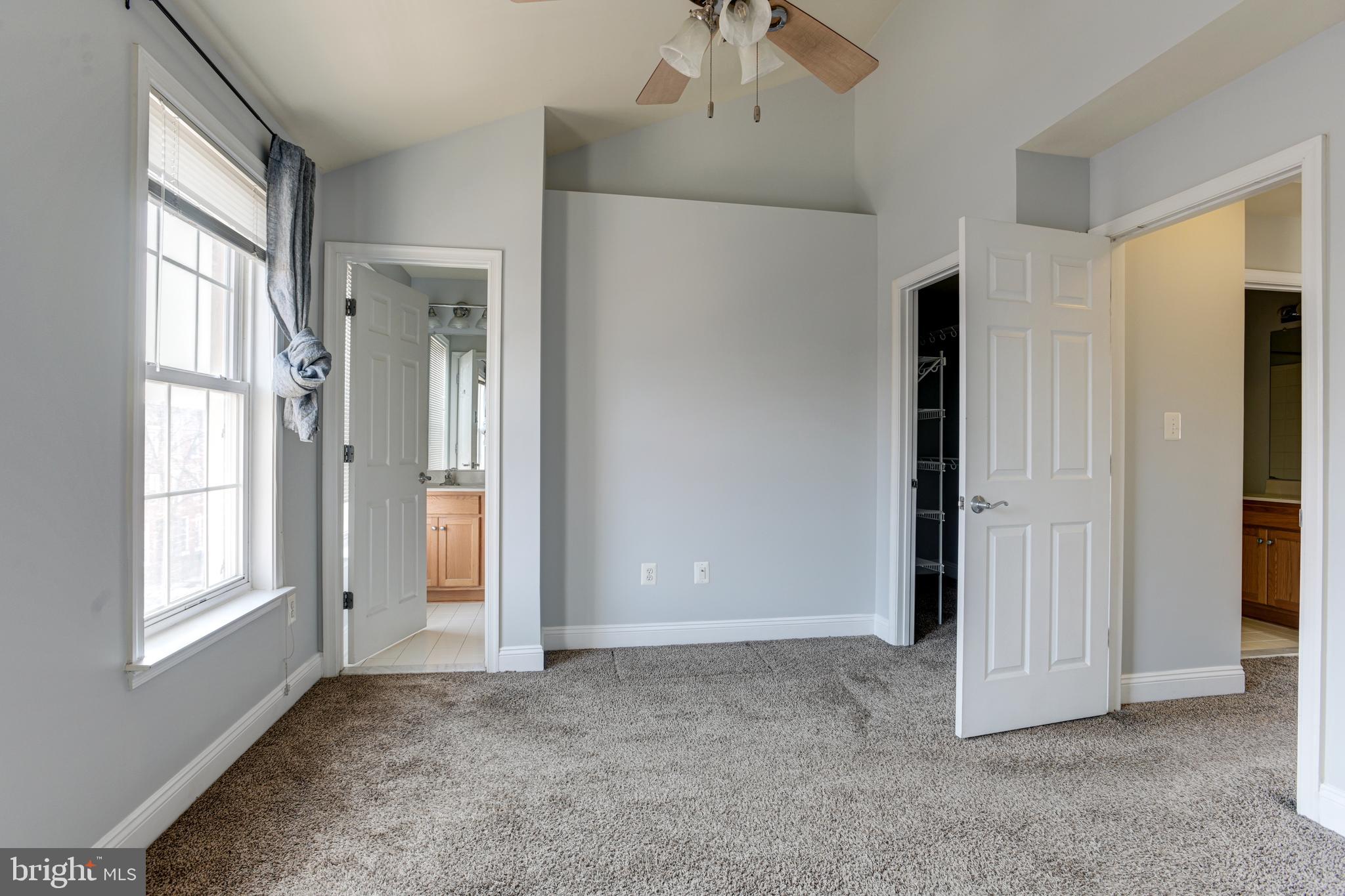 CAMDEN CROSSING - Residential