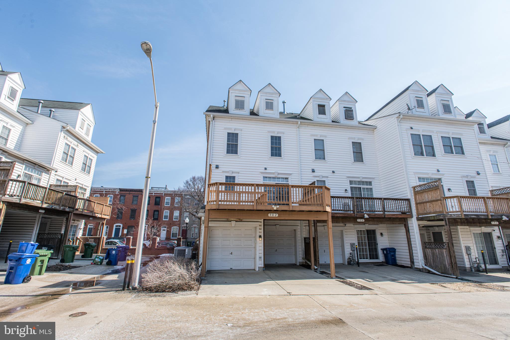 CAMDEN CROSSING - Residential