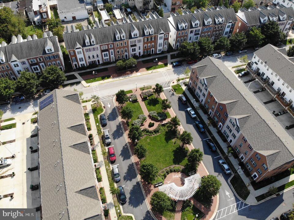 CAMDEN CROSSING - Residential