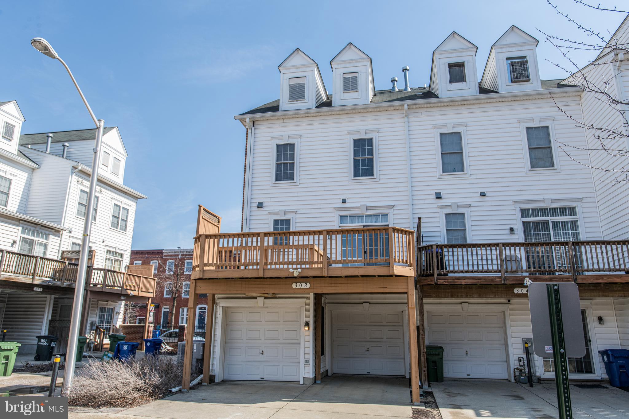 CAMDEN CROSSING - Residential