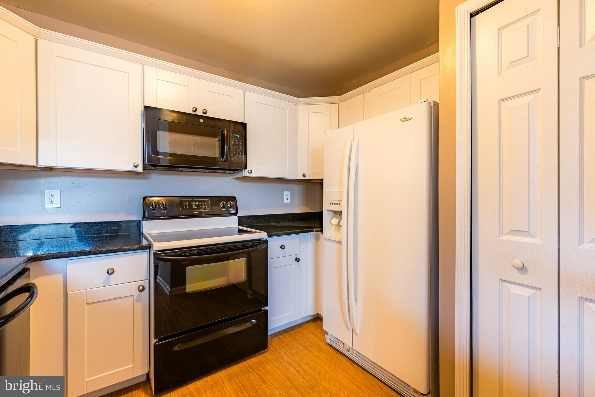 RIVERCHASE CONDOS - Residential