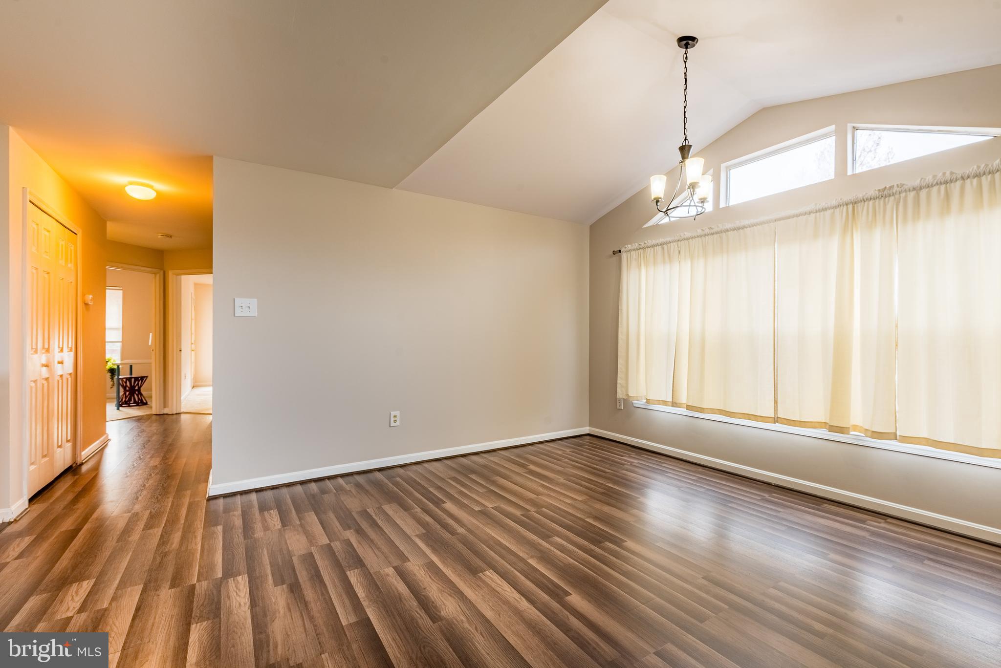 RIVERCHASE CONDOS - Residential