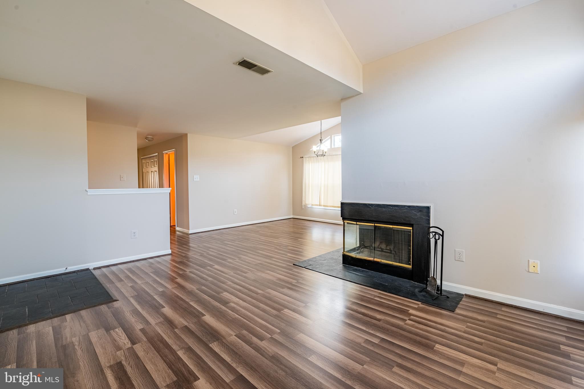 RIVERCHASE CONDOS - Residential