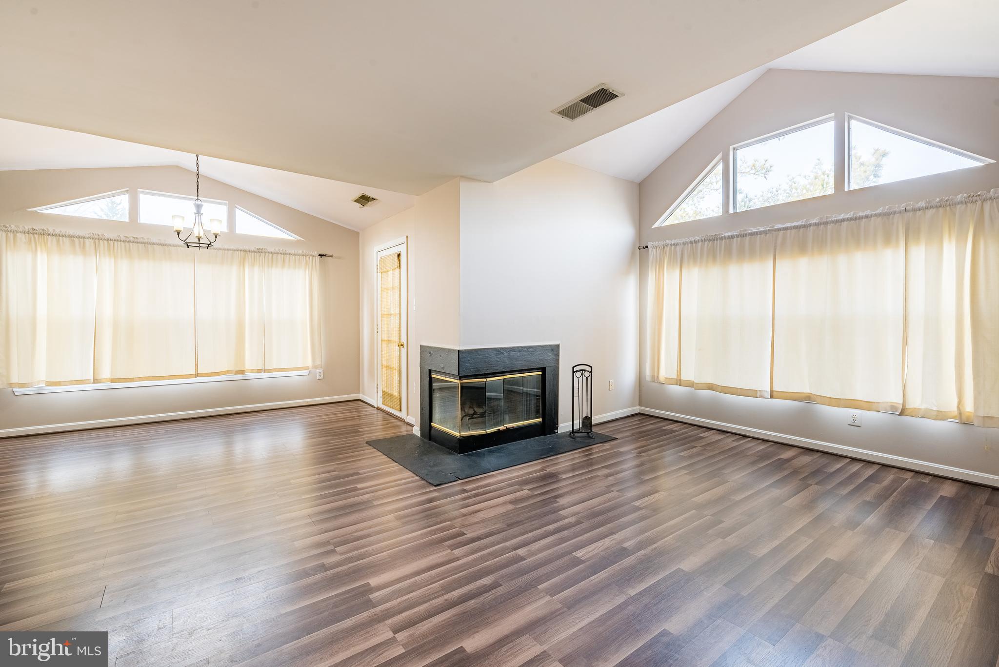 RIVERCHASE CONDOS - Residential