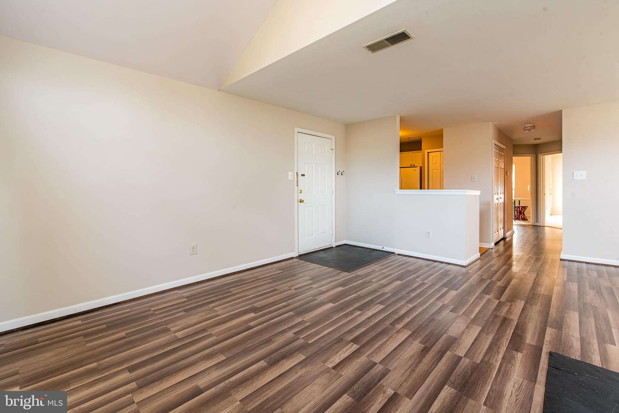 RIVERCHASE CONDOS - Residential