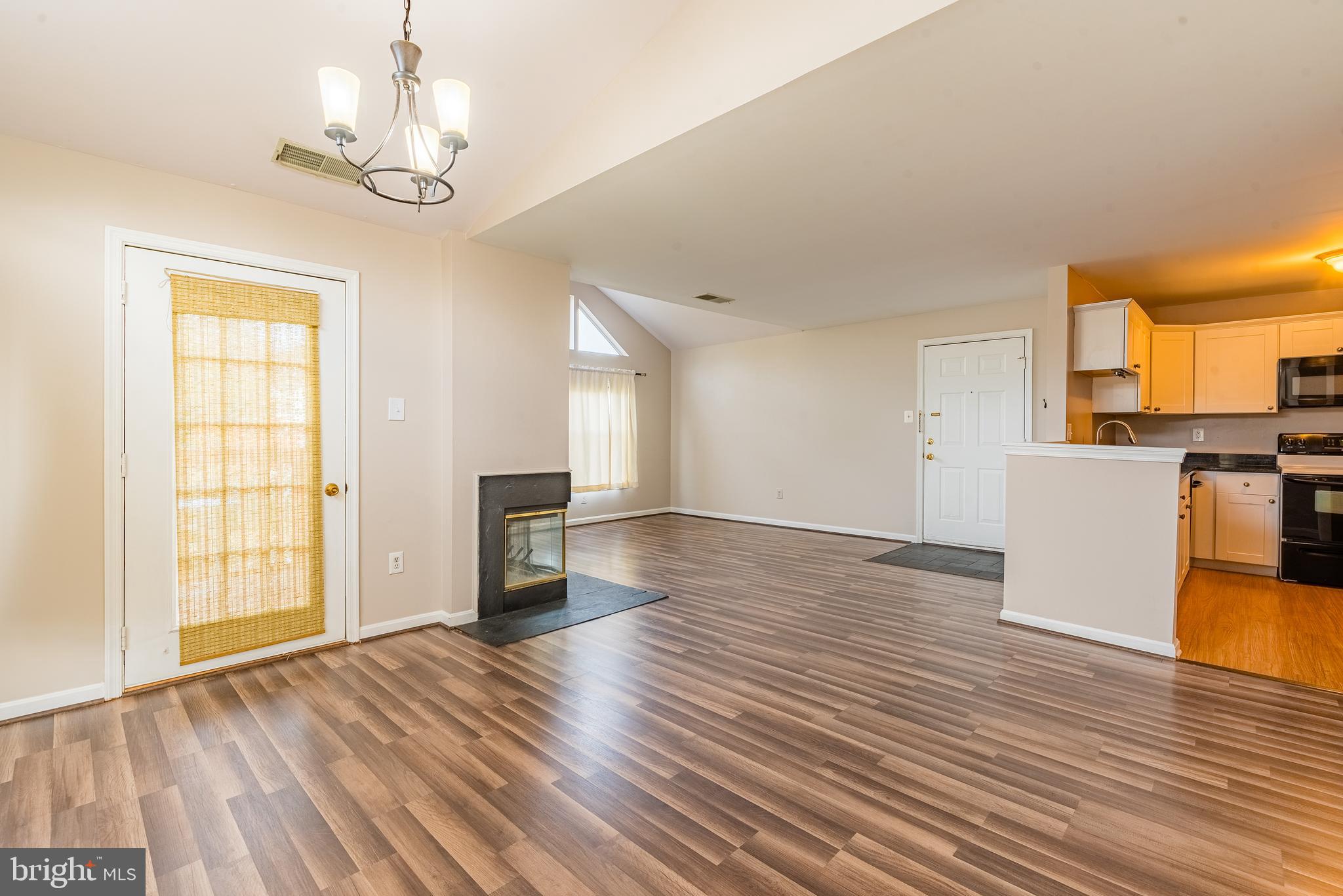 RIVERCHASE CONDOS - Residential