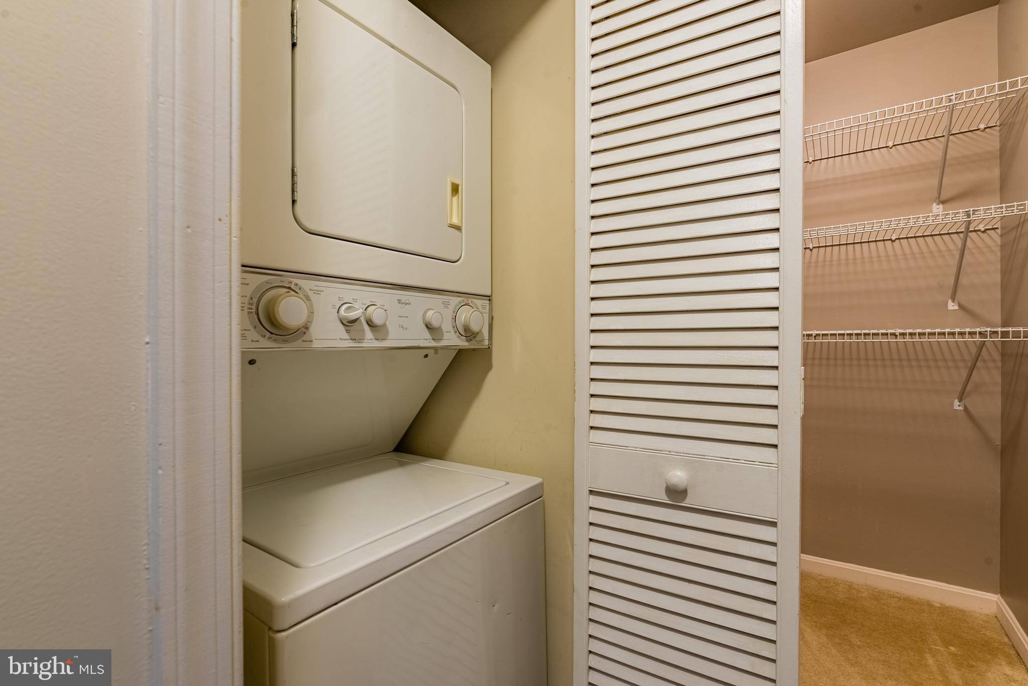 RIVERCHASE CONDOS - Residential