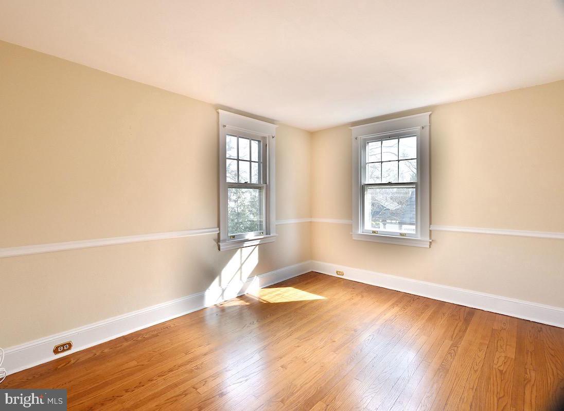 MURRAY HILL - Residential