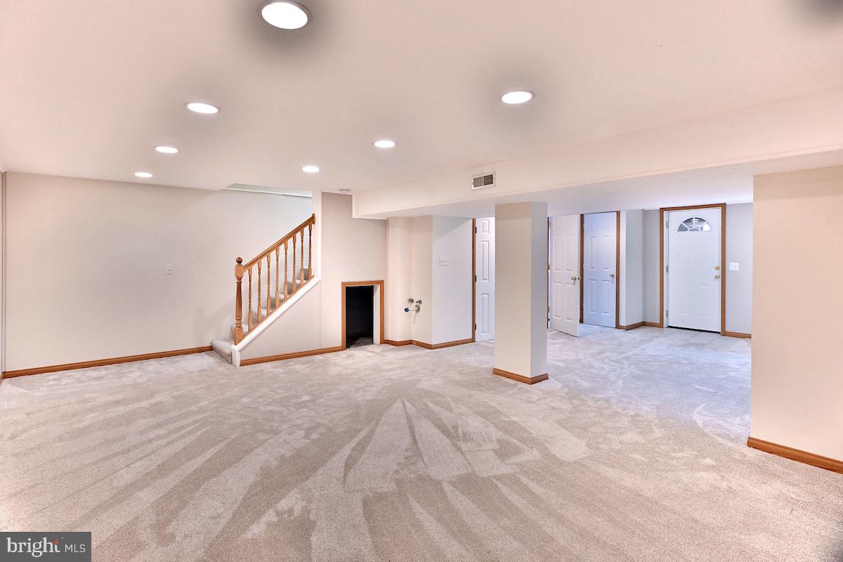 MURRAY HILL - Residential