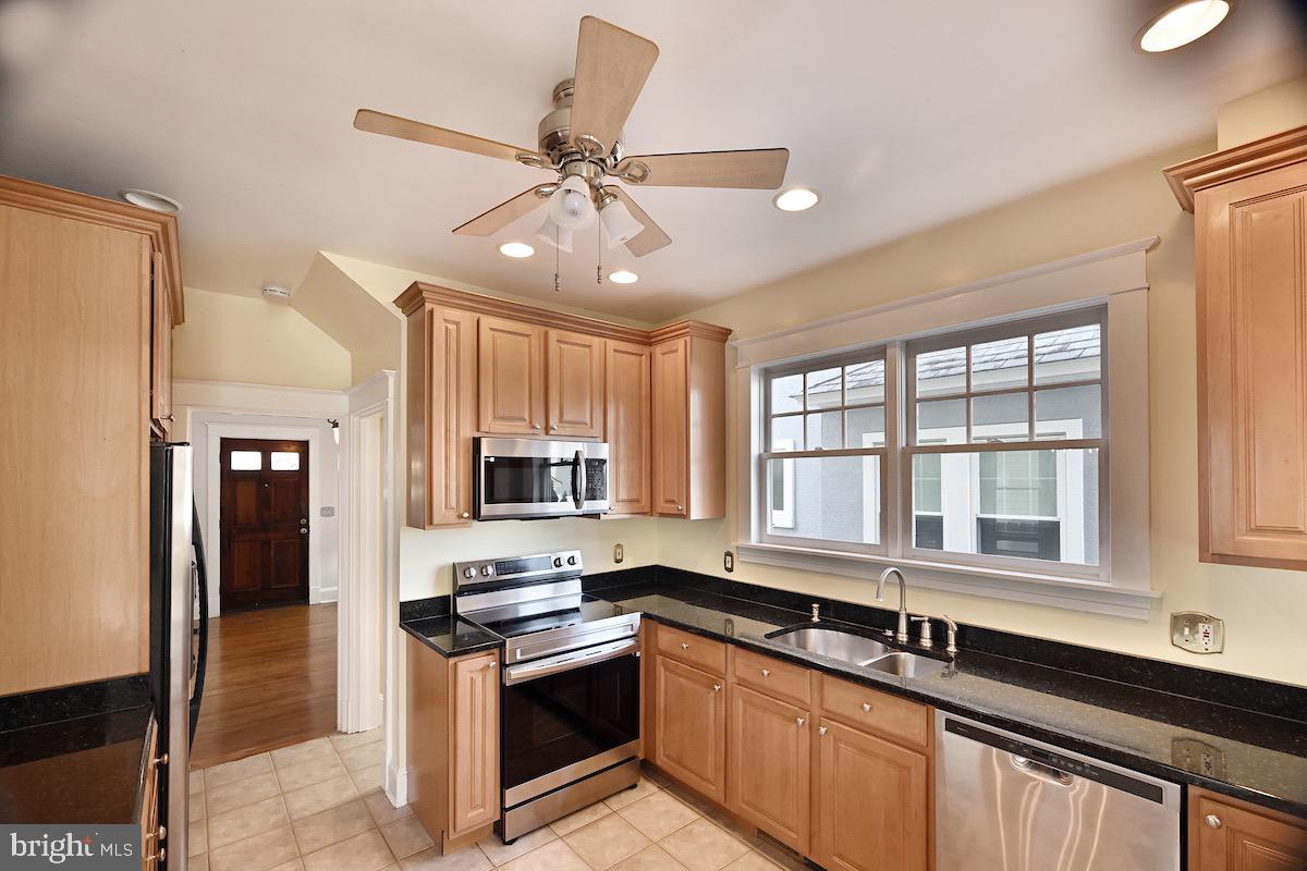 MURRAY HILL - Residential