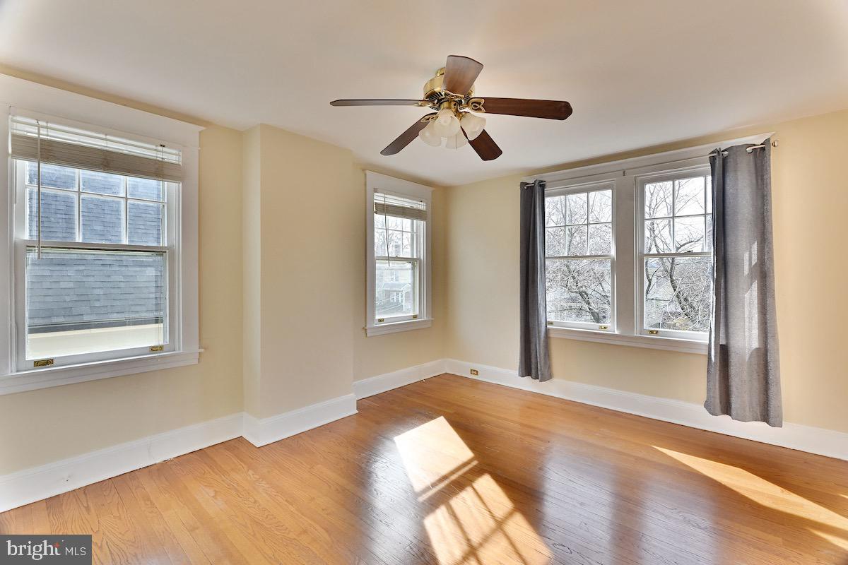 MURRAY HILL - Residential