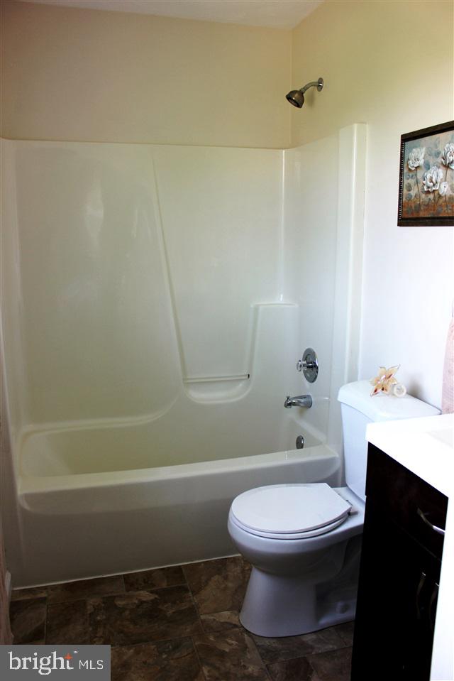 CLOVER LANE - Residential