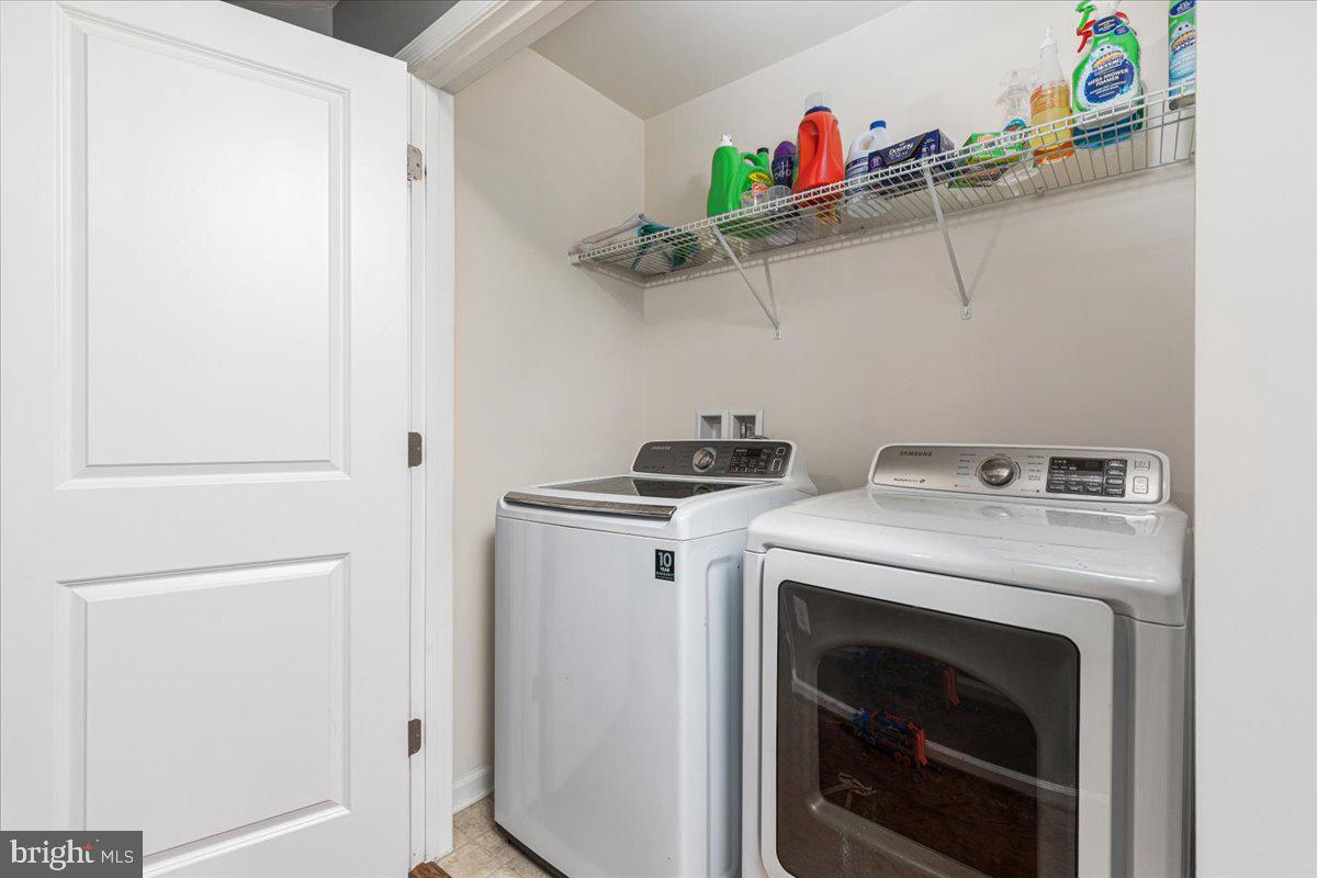 FIELDSTONE - Residential