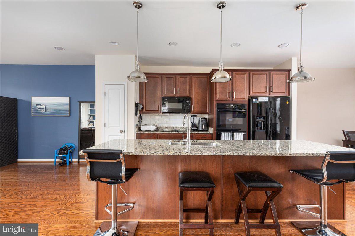 FIELDSTONE - Residential