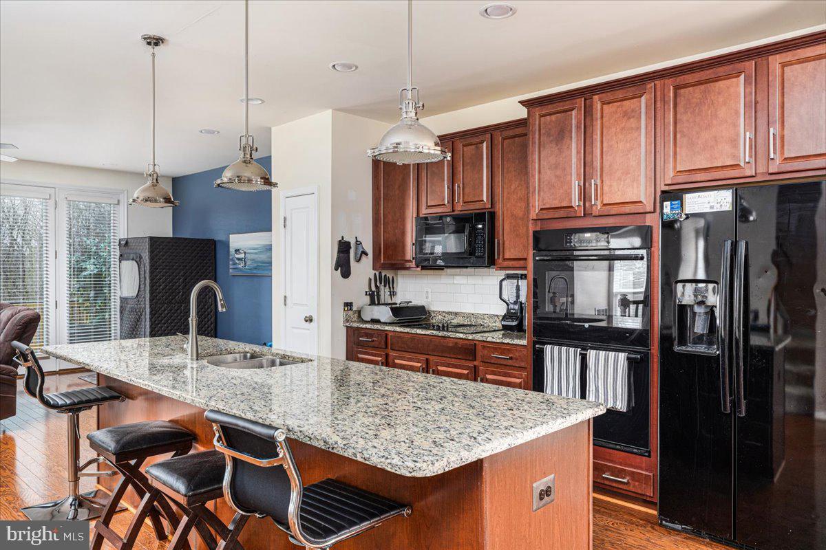 FIELDSTONE - Residential