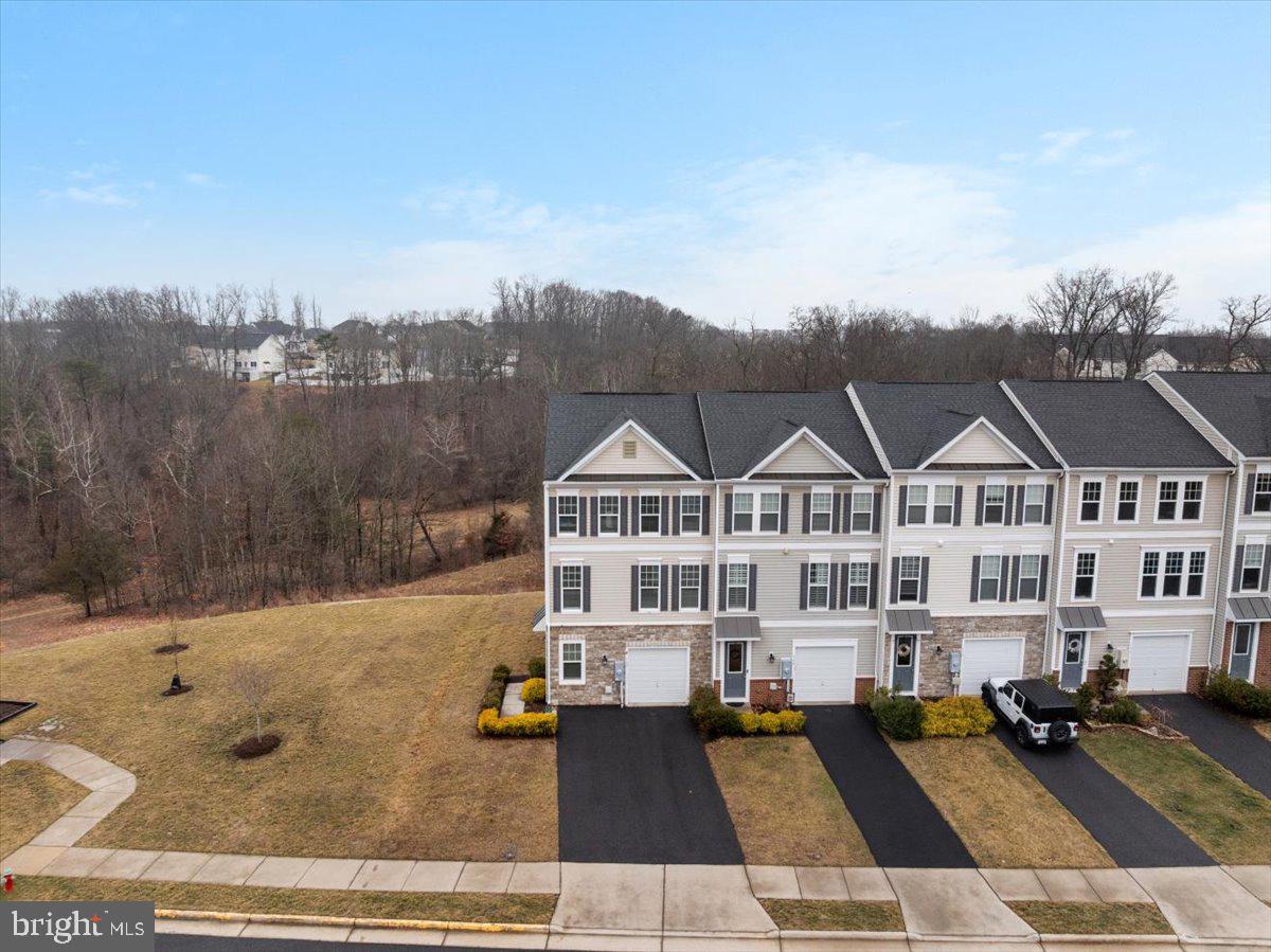 FIELDSTONE - Residential