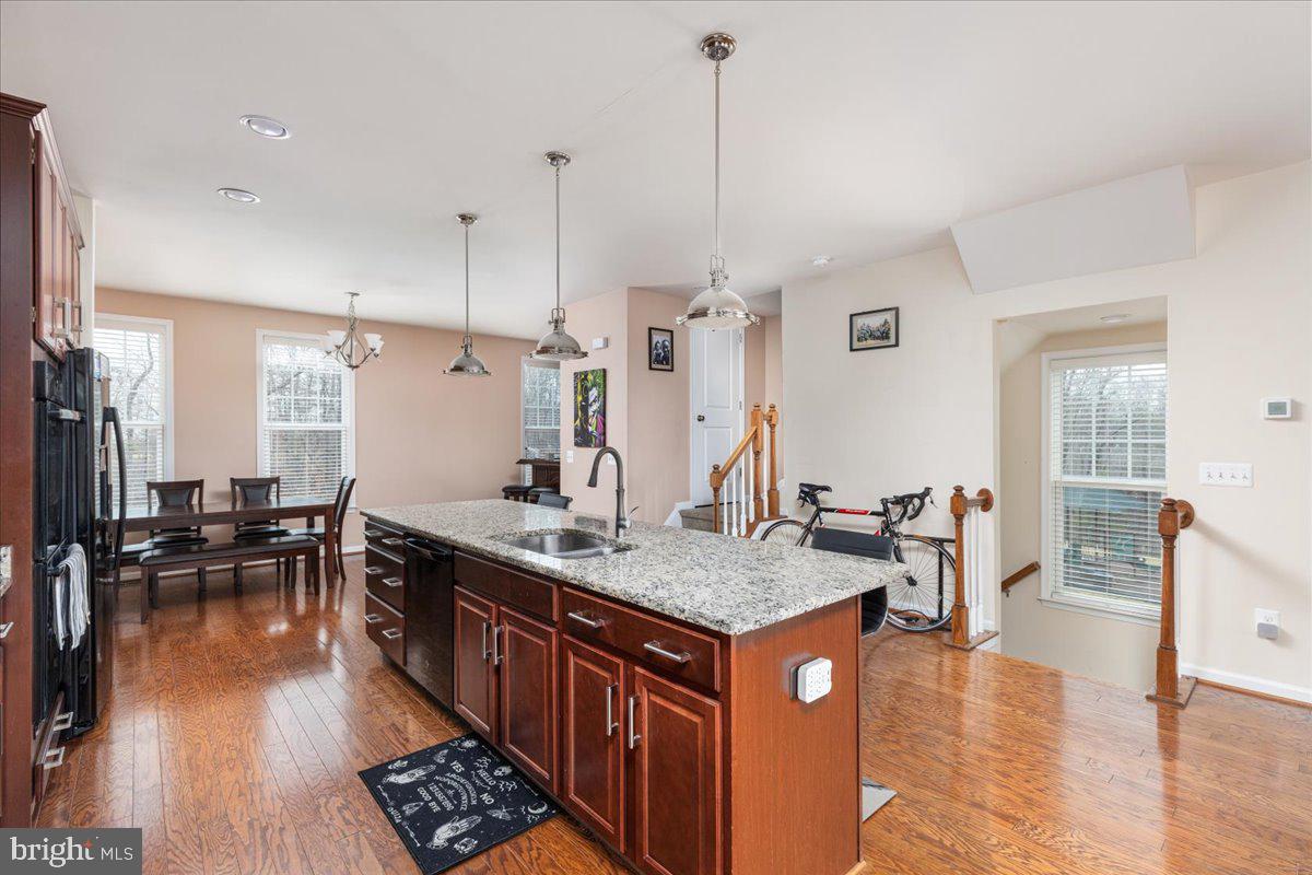 FIELDSTONE - Residential