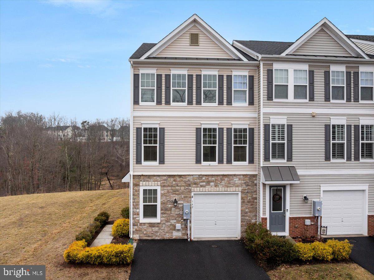 FIELDSTONE - Residential