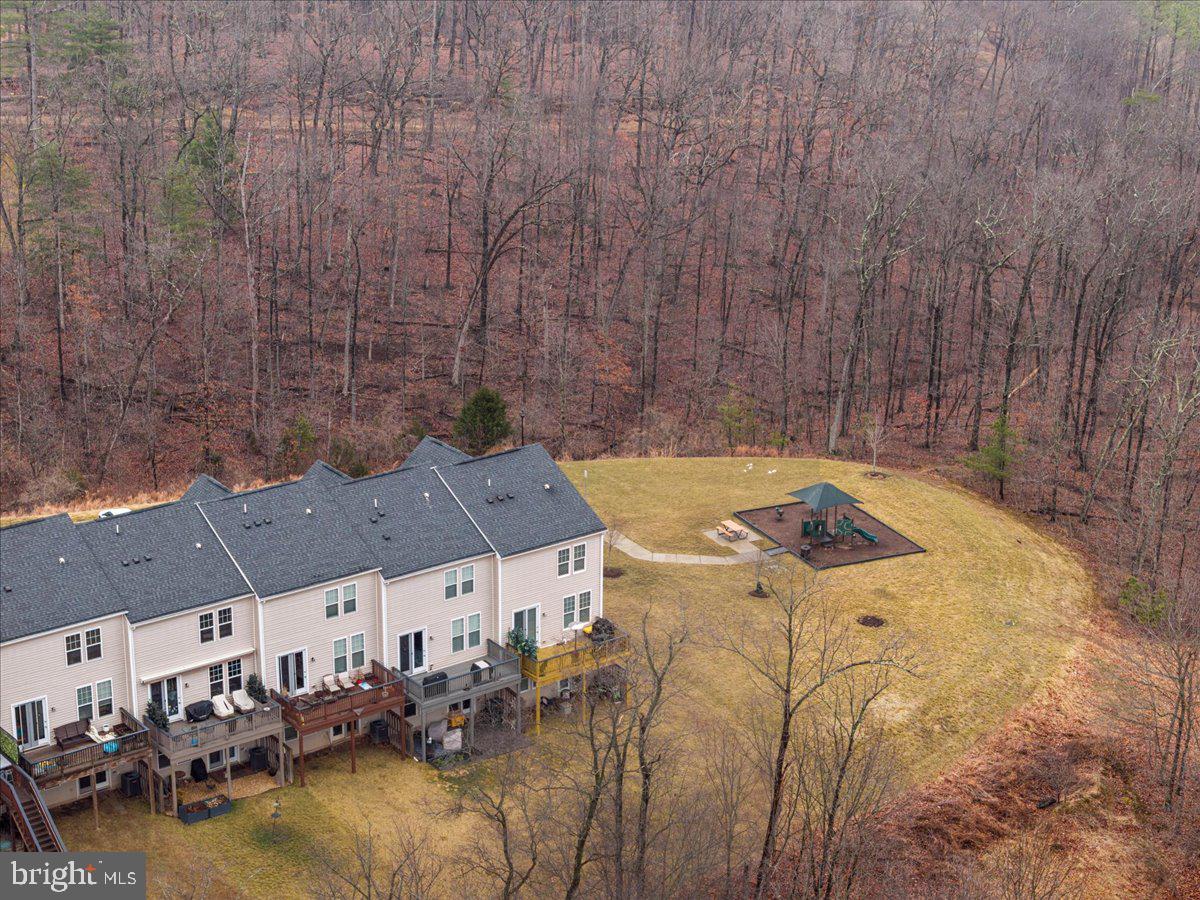 FIELDSTONE - Residential