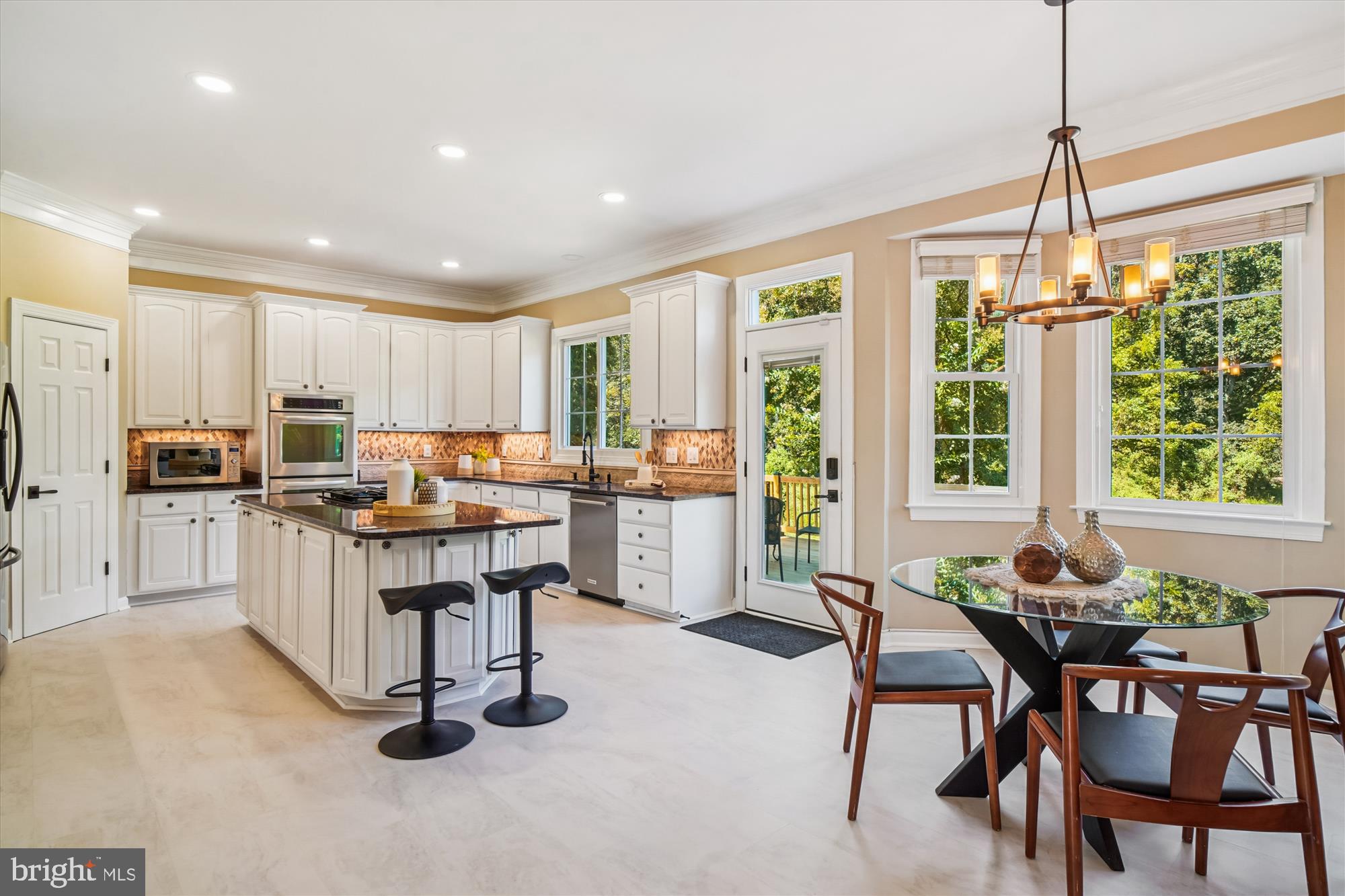 ABRAMS - Residential