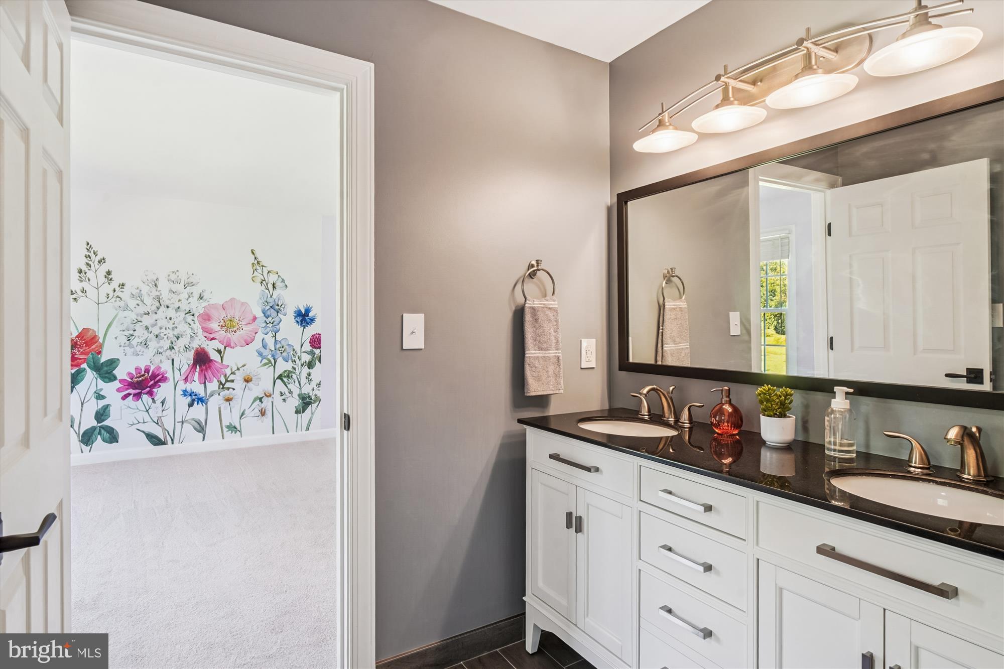 ABRAMS - Residential