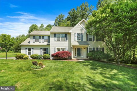 21 BRIGHT SUMMER WAY GLENMOORE PA 19343