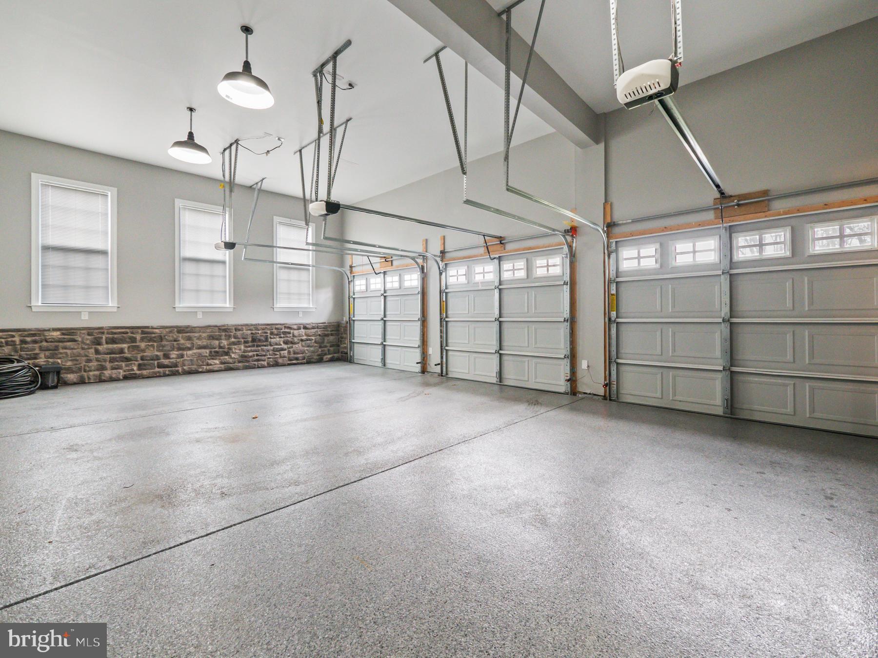 WEYHILL ESTATES - Residential