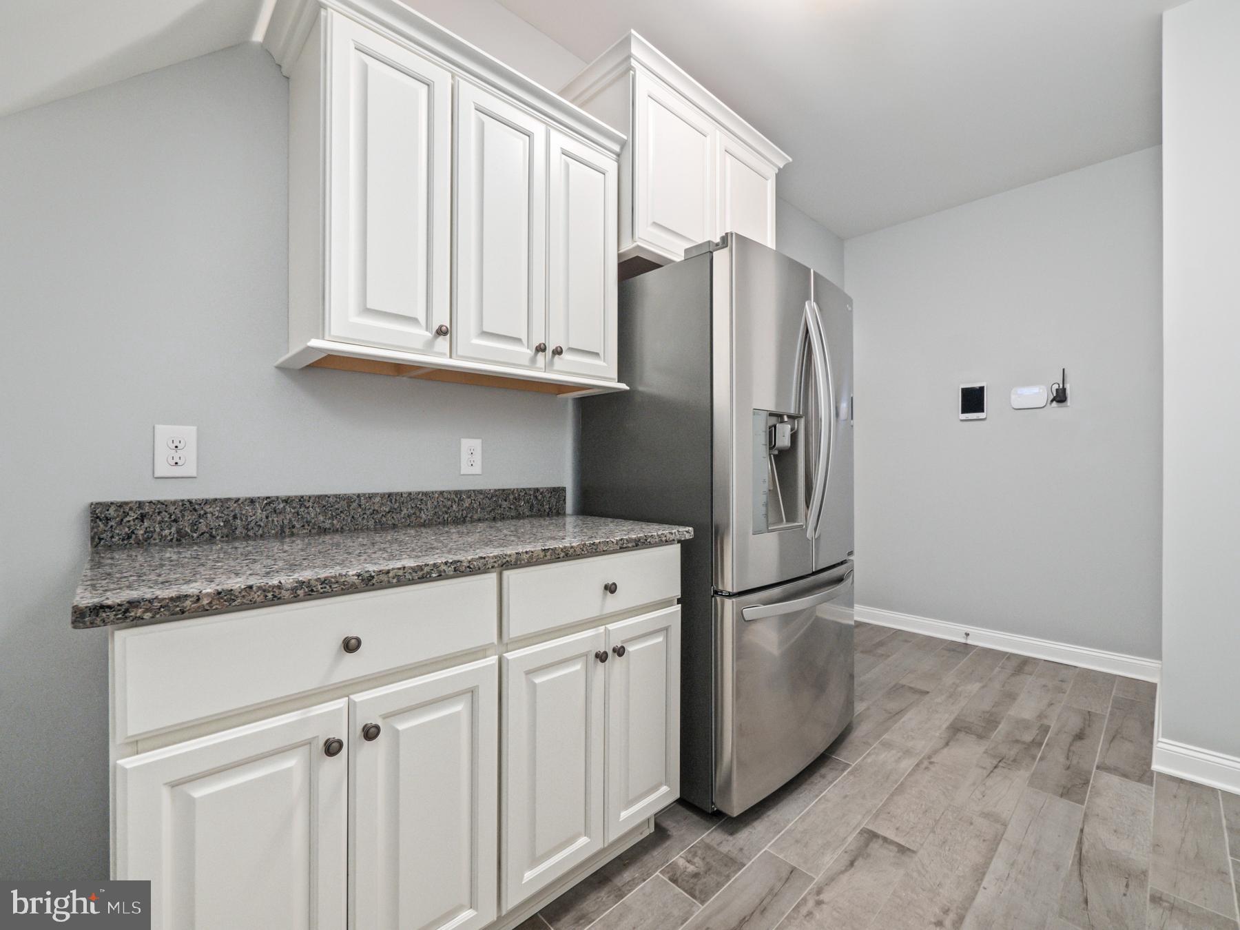 WEYHILL ESTATES - Residential