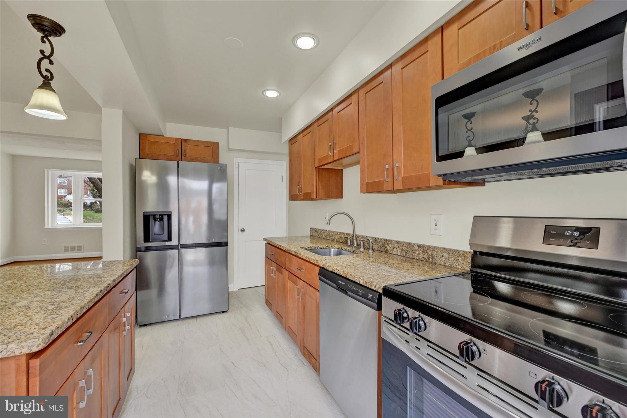 IDLEWOOD - Residential