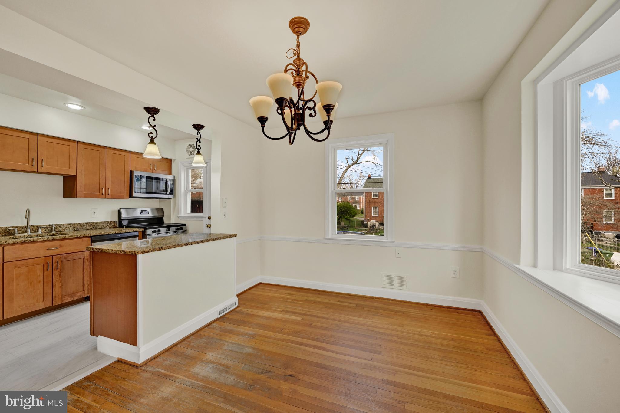 IDLEWOOD - Residential