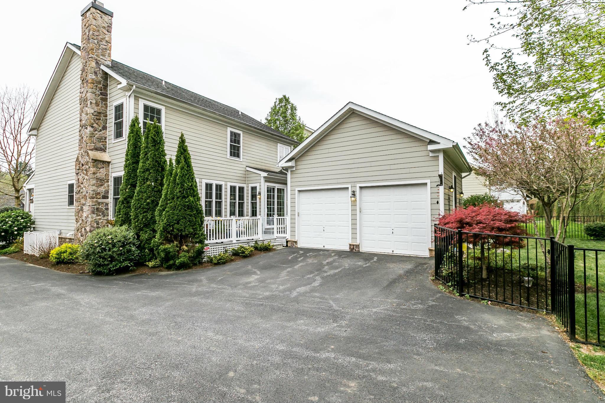 ROLAND PARK - Residential