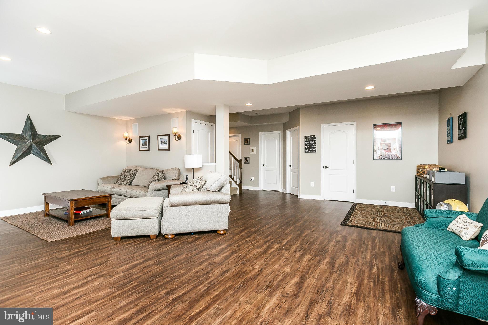 ROLAND PARK - Residential