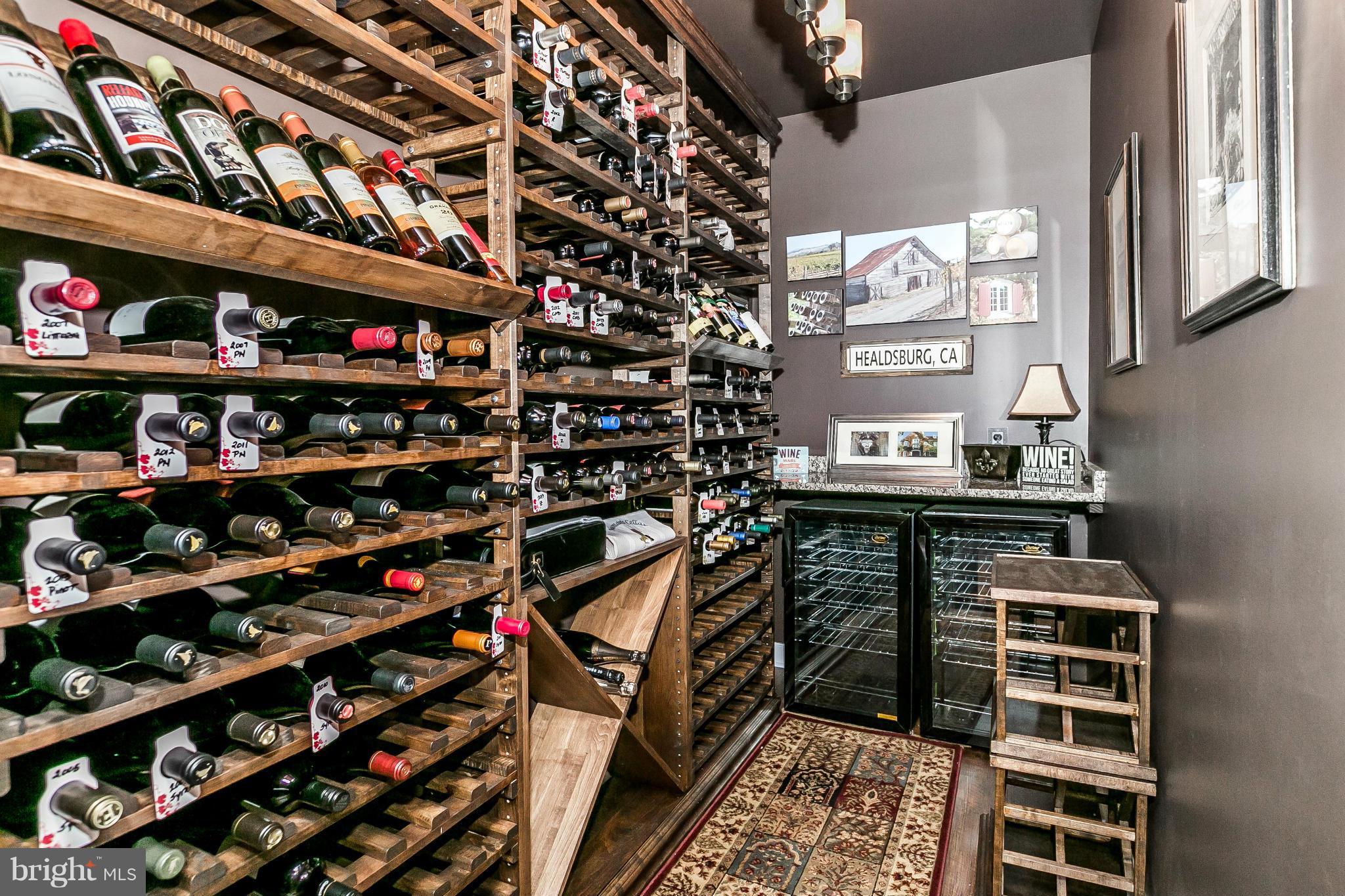 ROLAND PARK - Residential