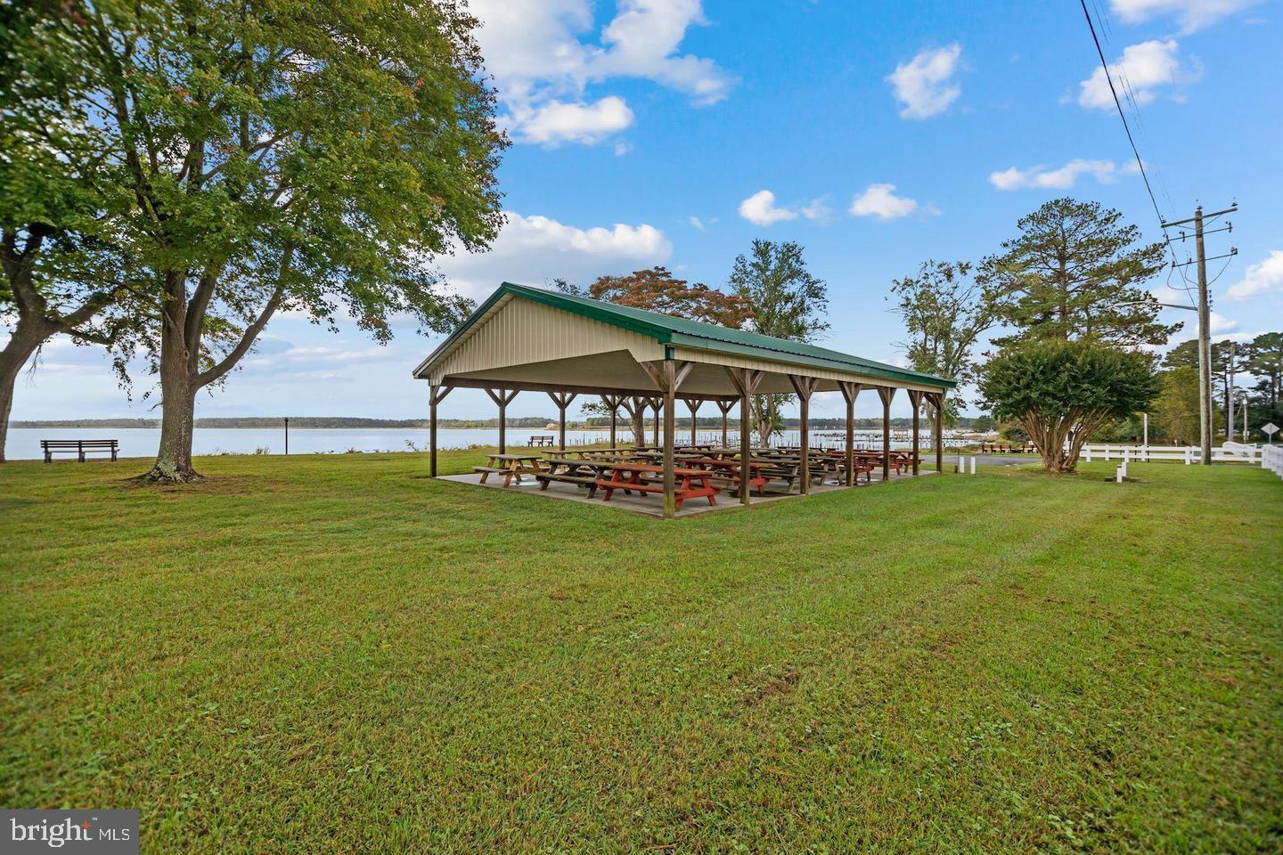 115 COMANCHE CIRCLE
