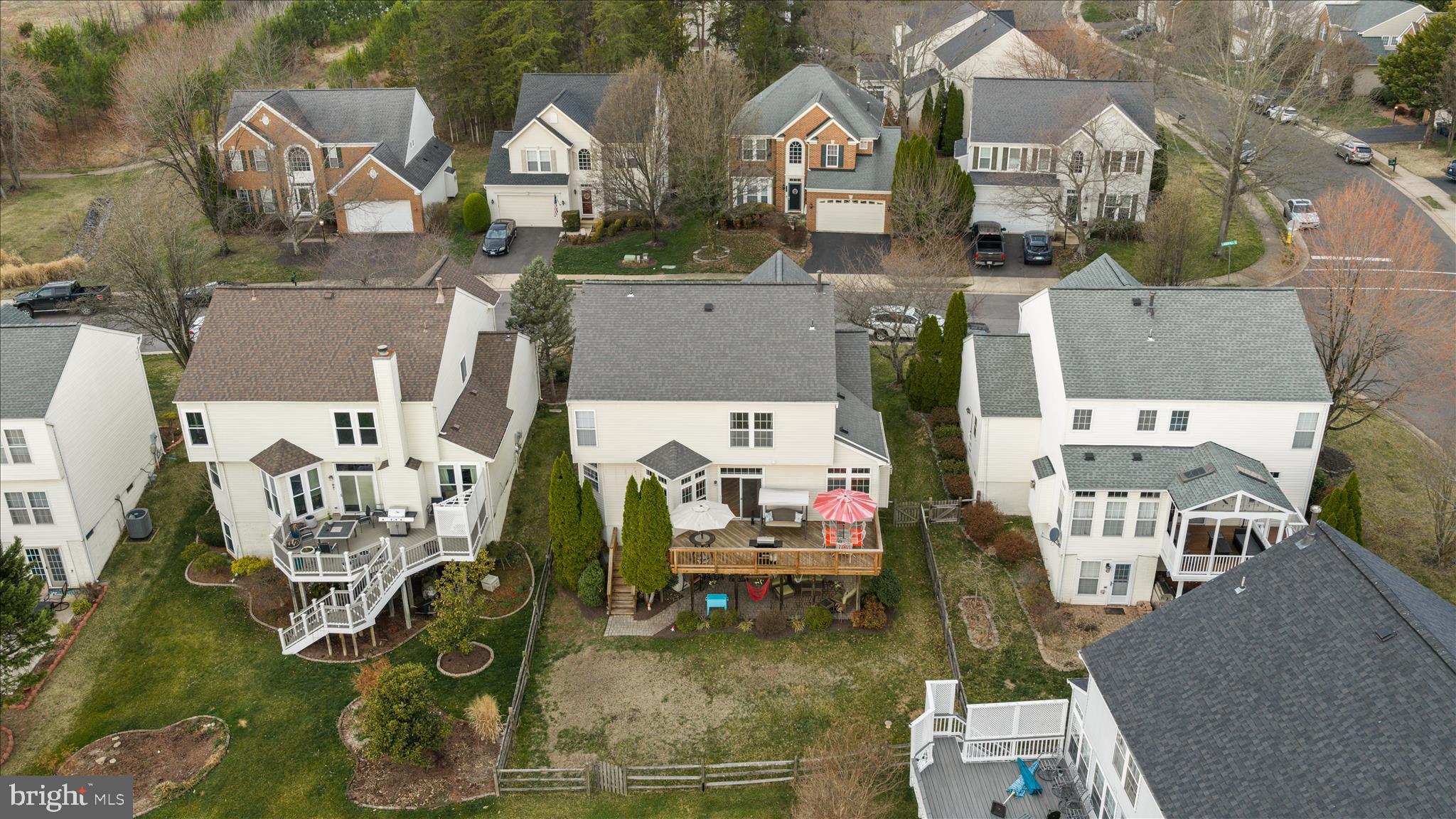 VIRGINIA OAKS - Residential