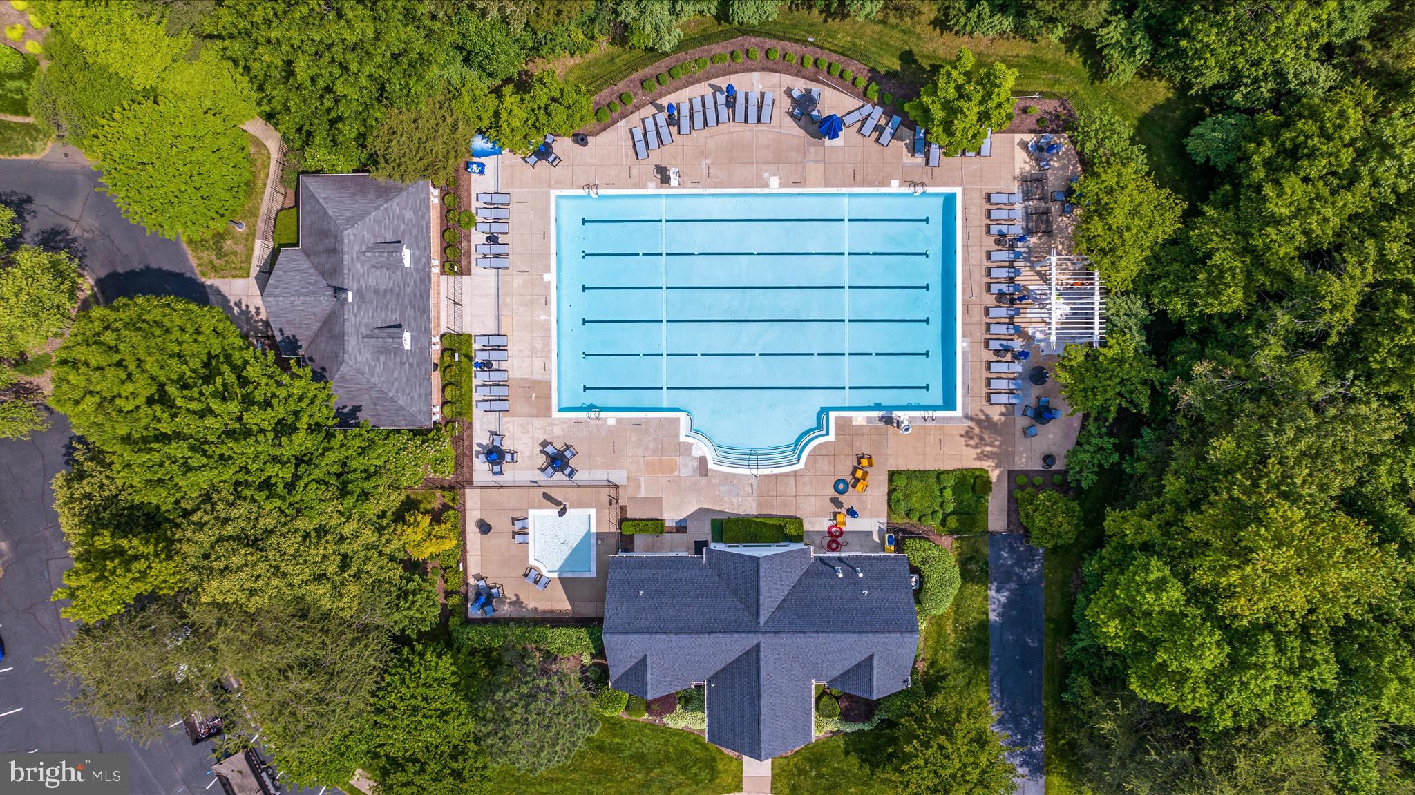 VIRGINIA OAKS - Residential