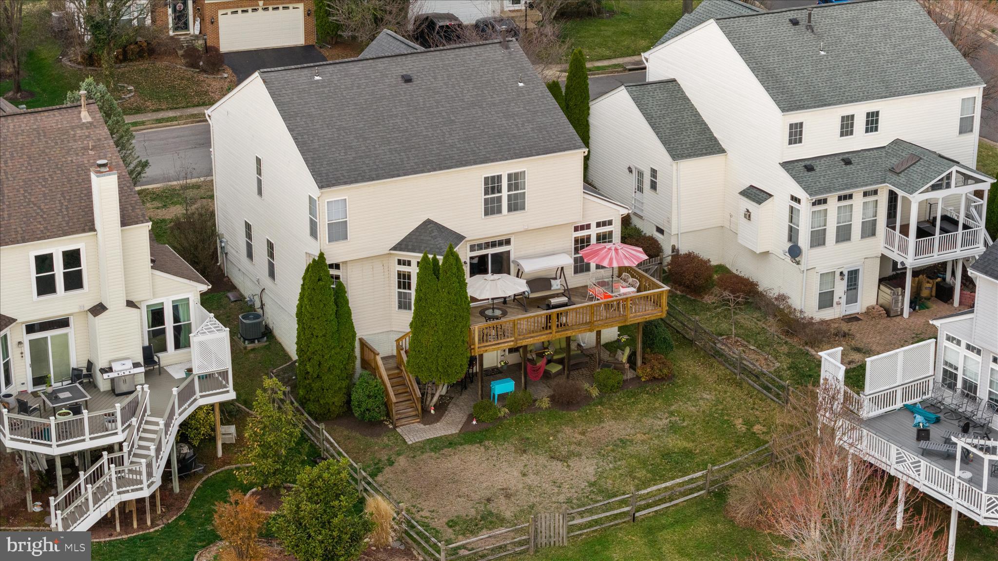 VIRGINIA OAKS - Residential