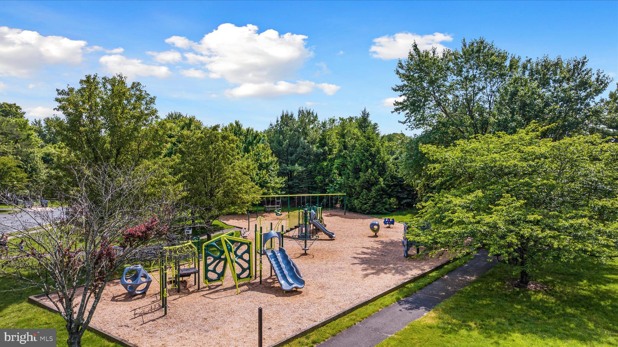 VIRGINIA OAKS - Residential