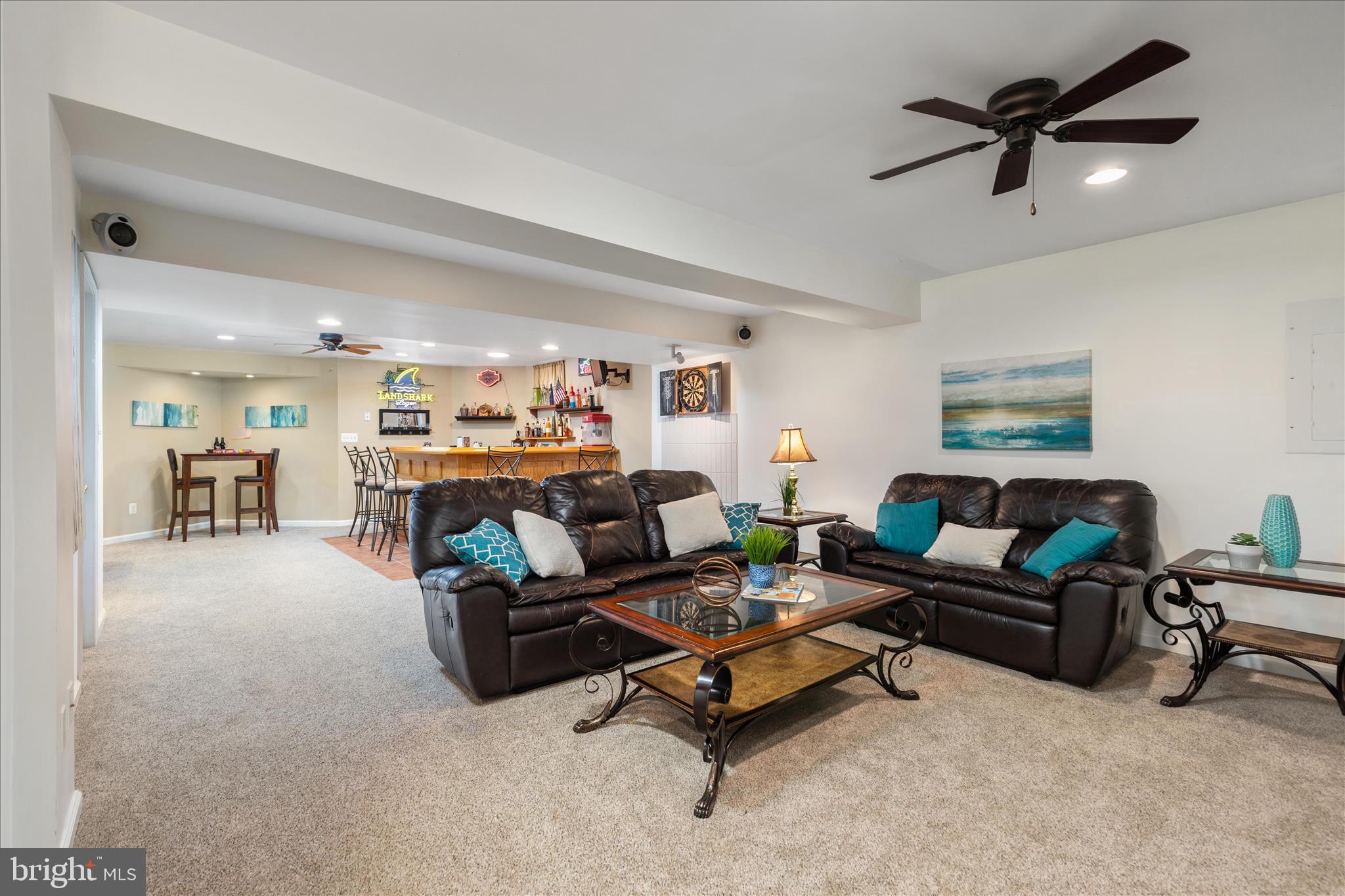 VIRGINIA OAKS - Residential