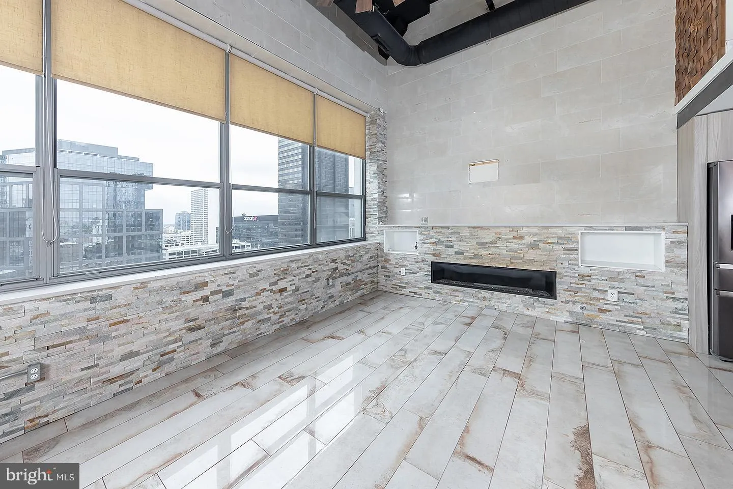 Philadelphia, Pennsylvania 19103, United States, 2 Bedrooms Bedrooms, ,2 BathroomsBathrooms,Residential,Pending,79897